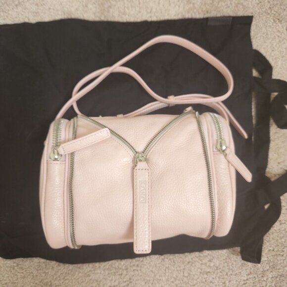 Kara Pebbled Leather Pink two-way wear crossbody bag - Picture 2 of 16